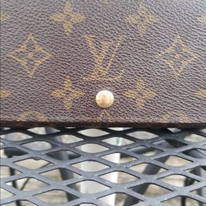 Authentic Louis Vuitton Vintage wallet